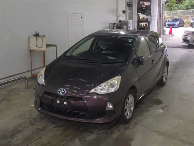 TOYOTA AQUA 2014