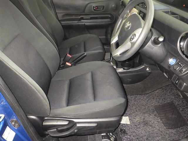 TOYOTA AQUA 2015