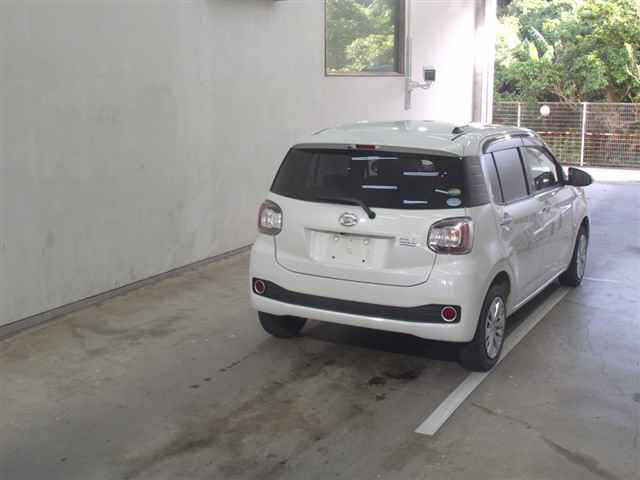 DAIHATSU BOON 2017