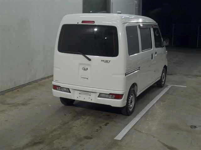 DAIHATSU HIJET VAN 2018