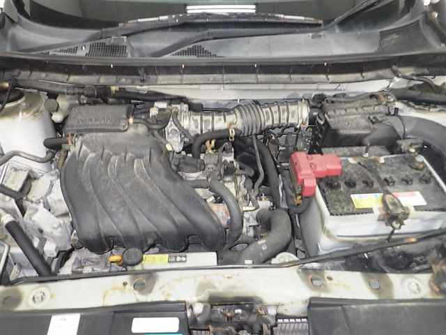 NISSAN JUKE 2013