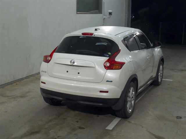 NISSAN JUKE 2013