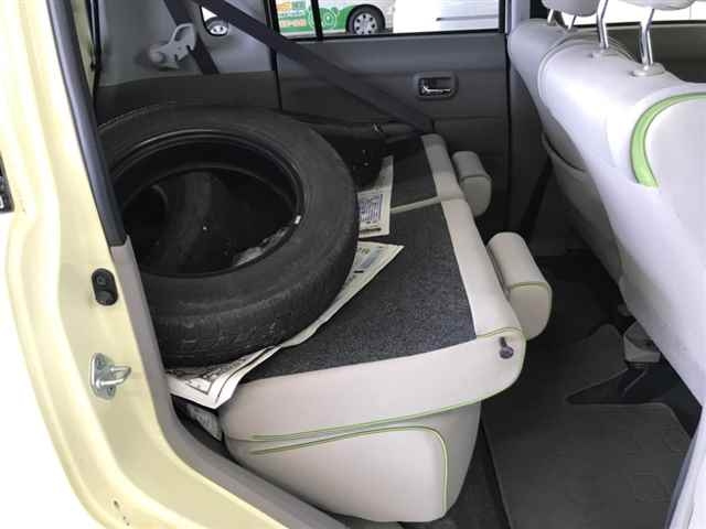TOYOTA PIXIS SPACE 2016