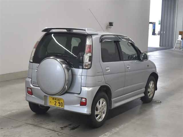 DAIHATSU TERIOS KID 2010