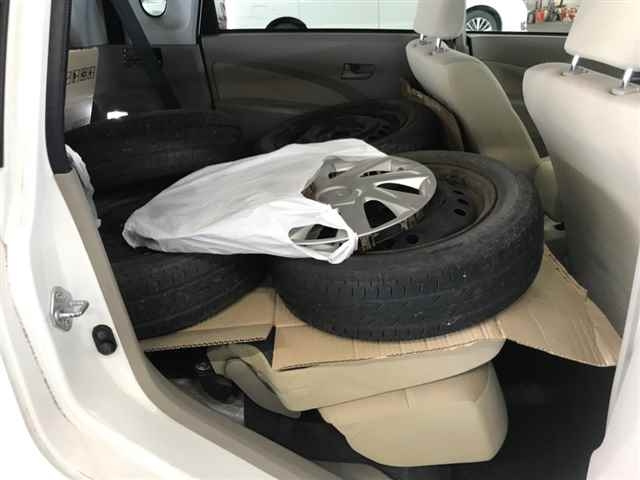 DAIHATSU MOVE 2011