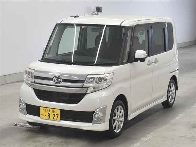 DAIHATSU TANTO 2014