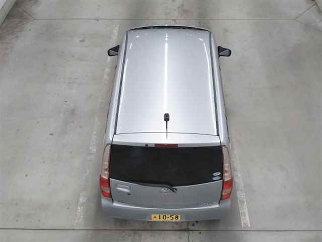 DAIHATSU MOVE 2011