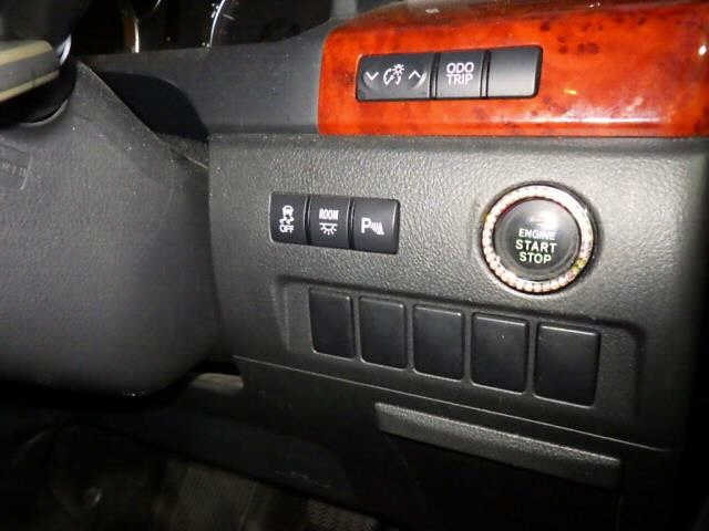 TOYOTA VELLFIRE 2009