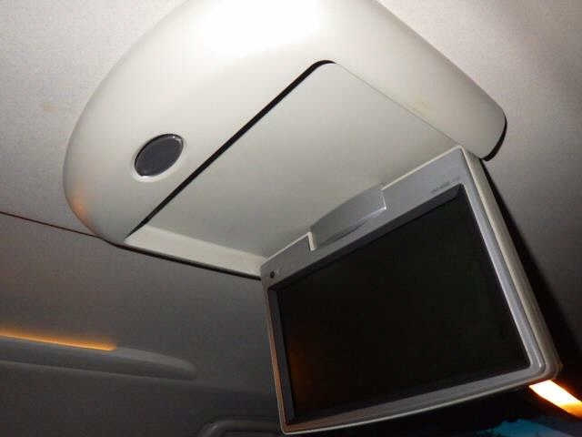 TOYOTA VELLFIRE 2009