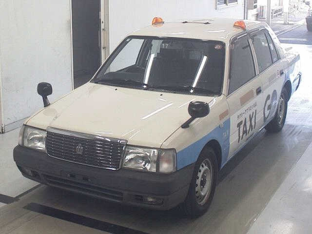 TOYOTA CROWN COMFORT 2015