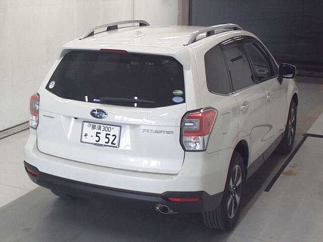 SUBARU FORESTER 2017