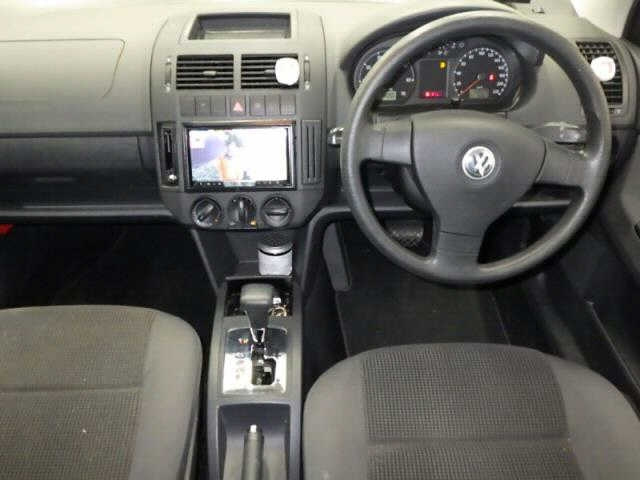 VOLKSWAGEN POLO 2009