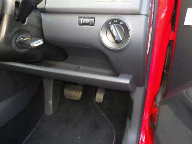 VOLKSWAGEN POLO 2009