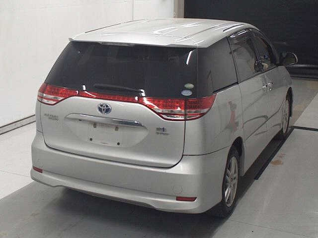 TOYOTA ESTIMA HYBRID 2013