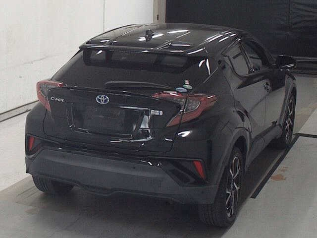 TOYOTA C-HR 2019