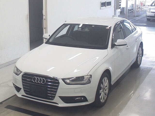 AUDI A4 2015