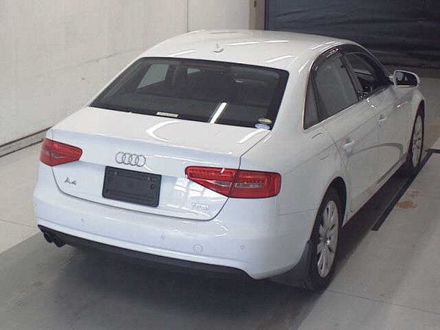 AUDI A4 2015