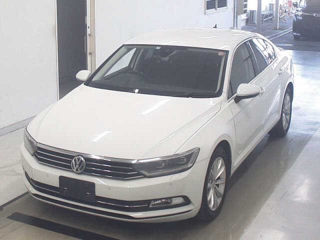 VOLKSWAGEN PASSAT 2015