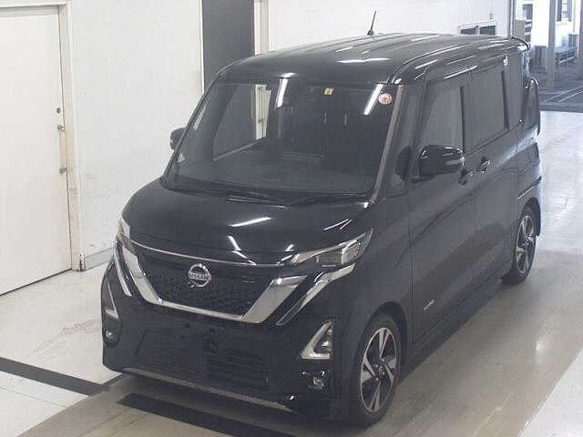 NISSAN ROOX 2021