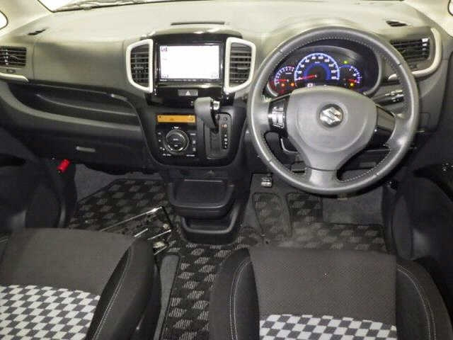 SUZUKI SOLIO 2013