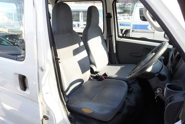 DAIHATSU HIJET VAN 2014