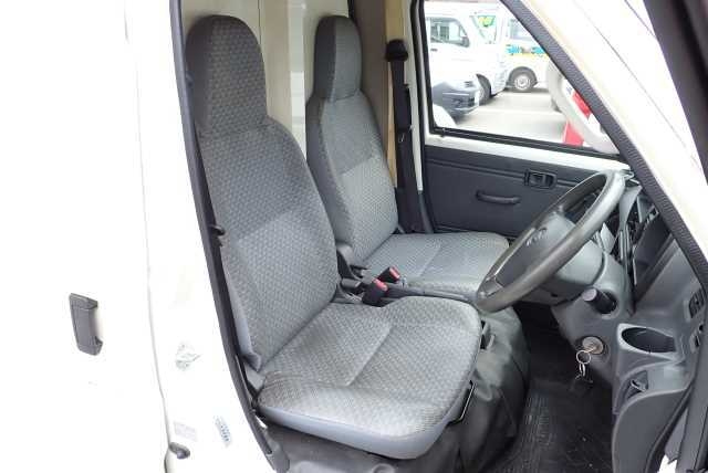 DAIHATSU HIJET VAN 2016