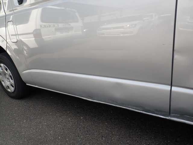 TOYOTA HIACE VAN 2019