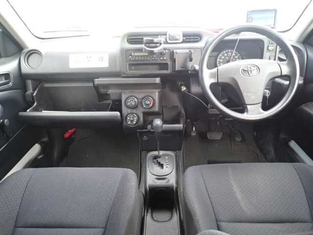 TOYOTA PROBOX 2018