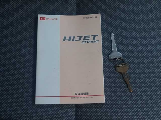 DAIHATSU HIJET VAN 2017