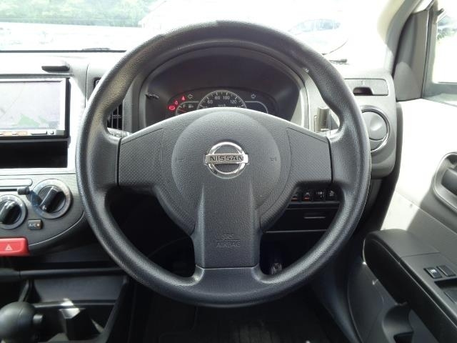 NISSAN AD 2019