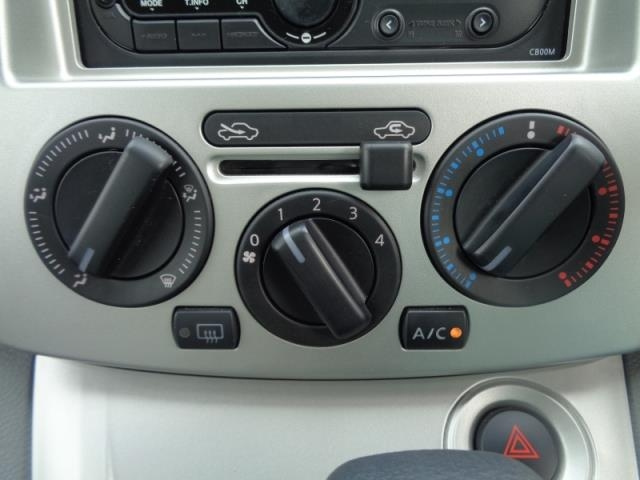 NISSAN NV200 2019