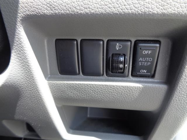 NISSAN CARAVAN VAN 2014