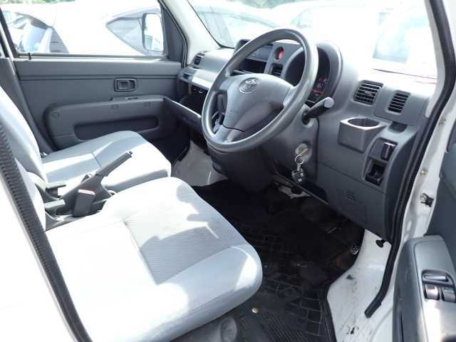 TOYOTA PIXIS VAN 2012