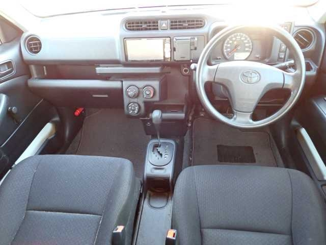 TOYOTA PROBOX 2018