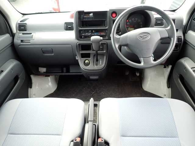 DAIHATSU HIJET VAN 2012