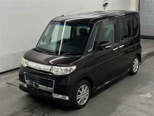 DAIHATSU TANTO 2010