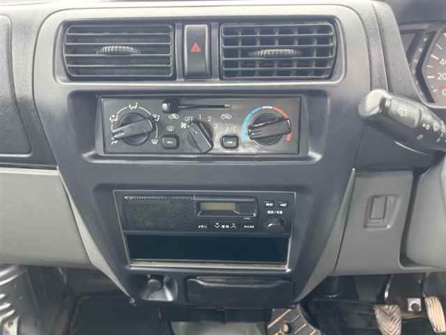 MITSUBISHI MINICAB VAN 2009
