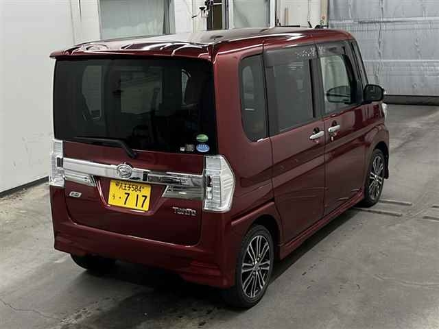 DAIHATSU TANTO 2014