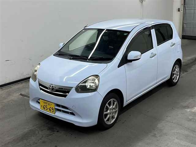 TOYOTA PIXIS EPOCH 2012