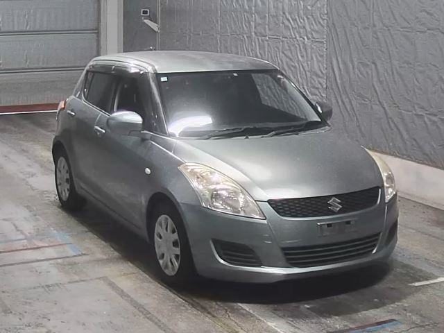 SUZUKI SWIFT 2010