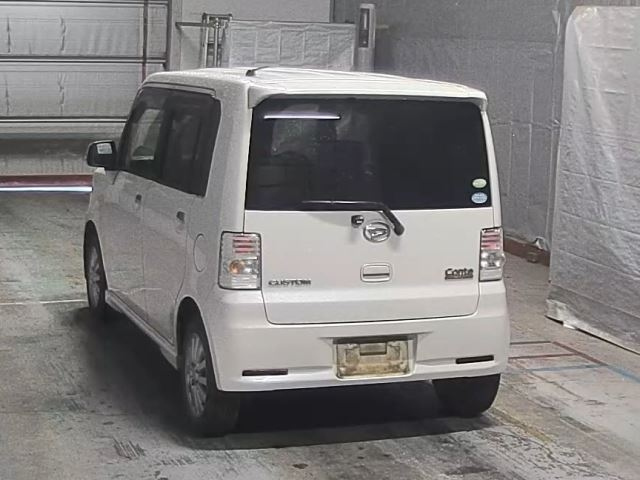 DAIHATSU MOVE CONTE 2010