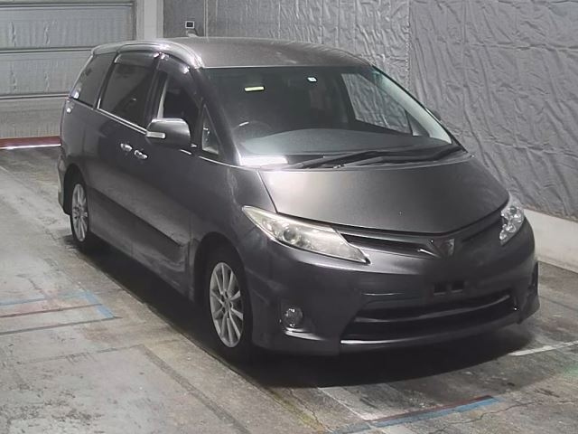TOYOTA ESTIMA 2009