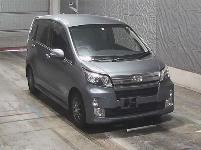 DAIHATSU MOVE 2013