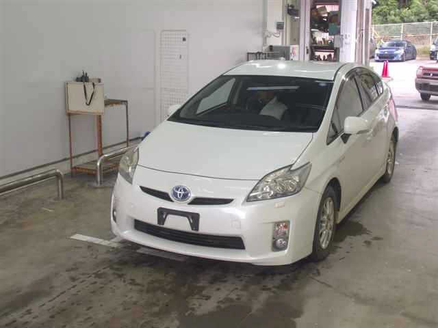 TOYOTA PRIUS 2010