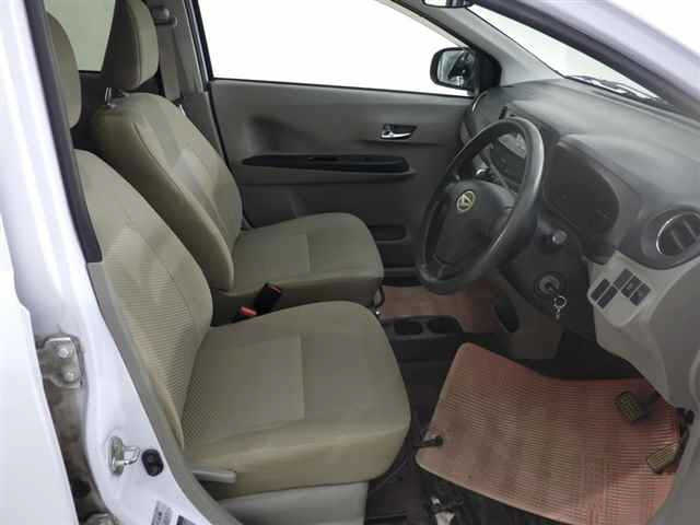 DAIHATSU MIRA E S 2011