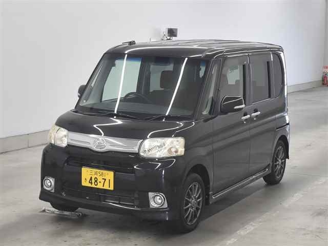 DAIHATSU TANTO 2013