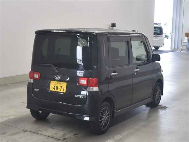 DAIHATSU TANTO 2013
