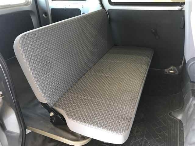 DAIHATSU HIJET VAN 2011