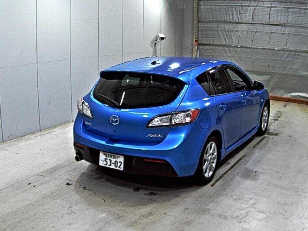 MAZDA AXELA 2010