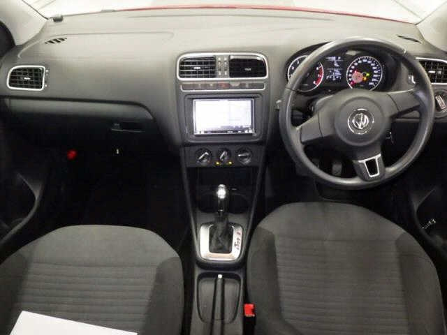 VOLKSWAGEN POLO 2013
